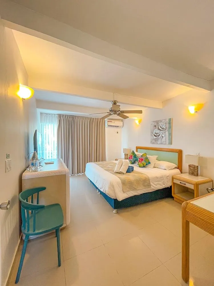 Hotel Cocoplum Beach Сан-Андрес 4*,