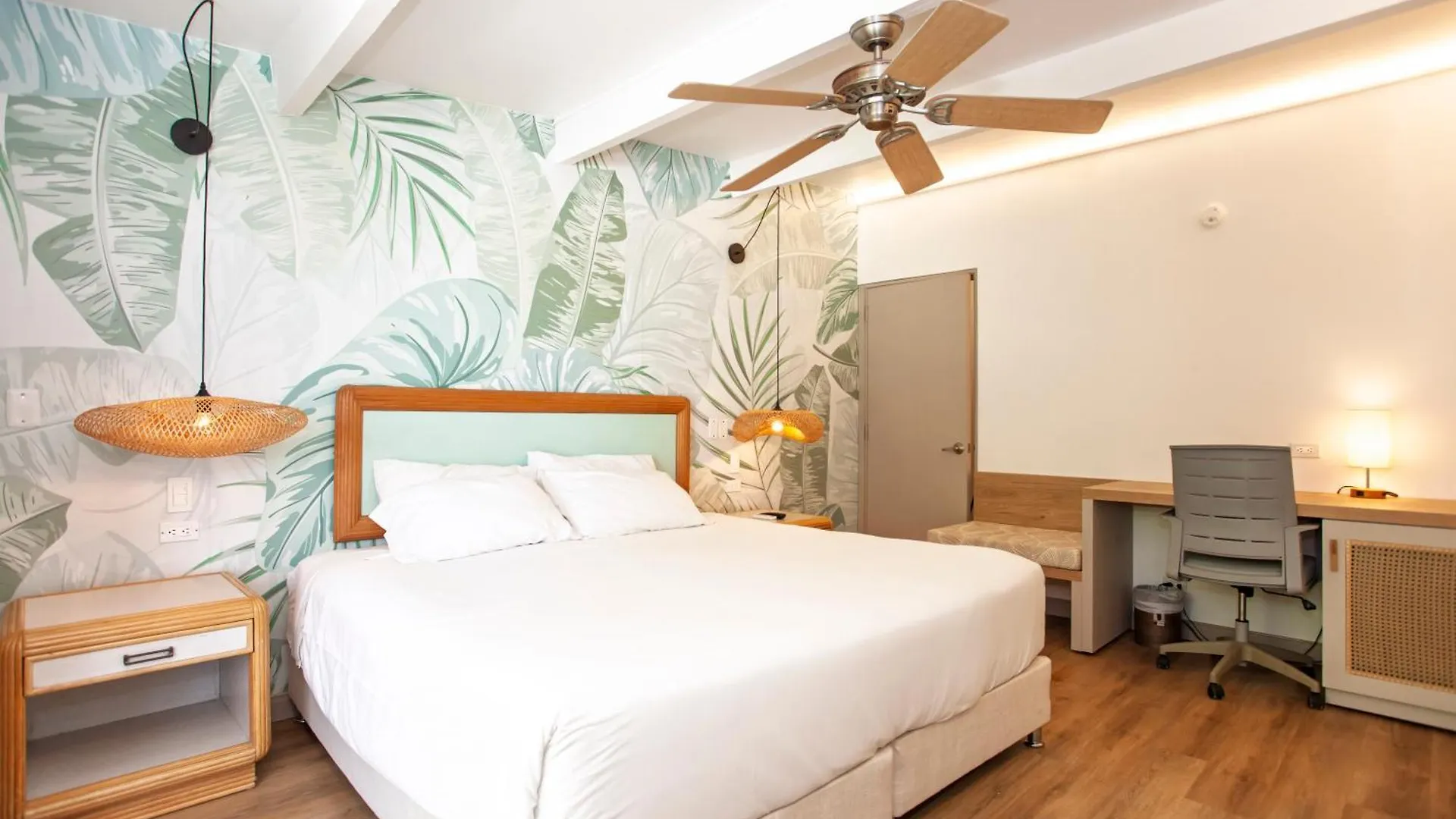 Hotel Cocoplum Beach Сан-Андрес 4*,  Колумбия